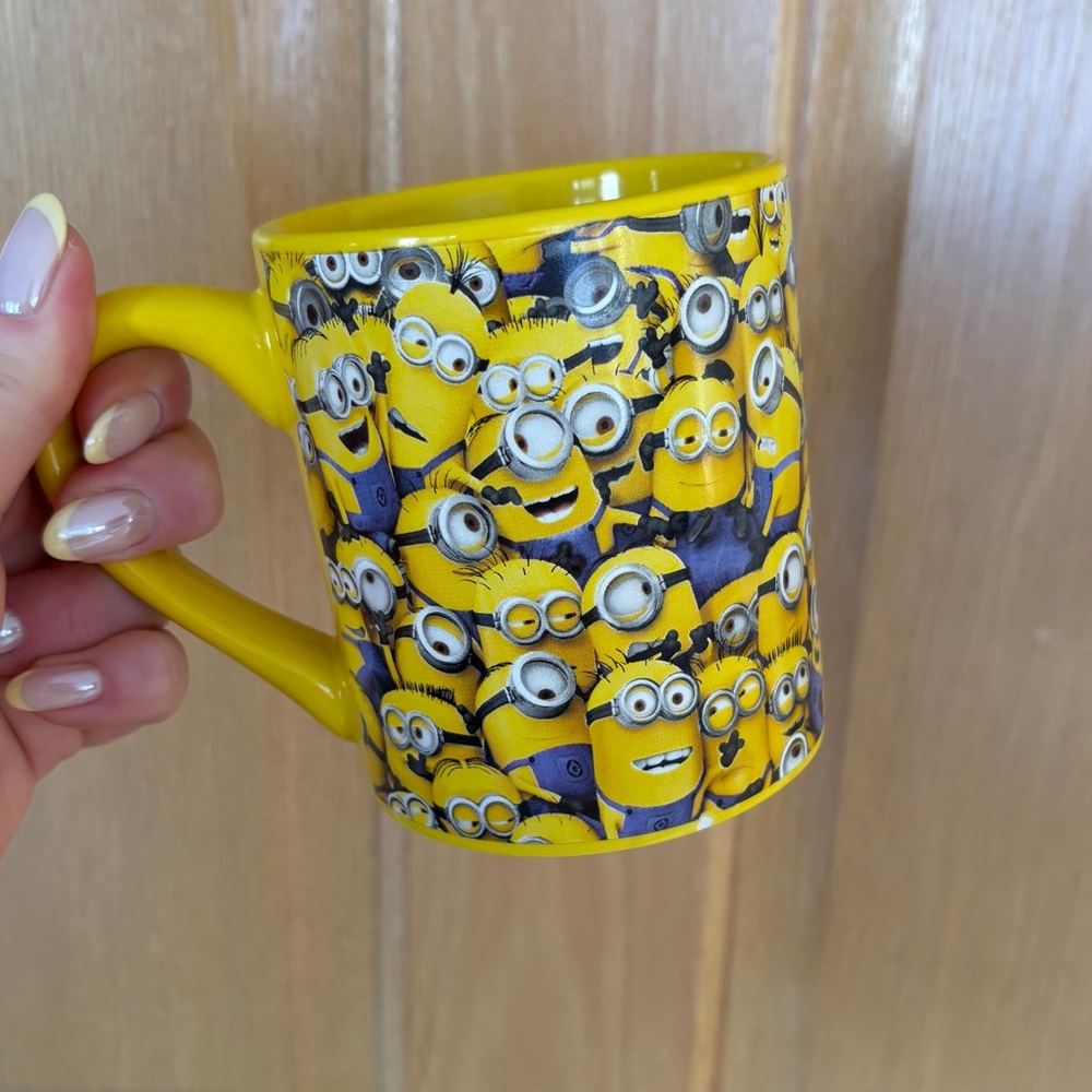 🤍Minions Yellow Ceramic Mug/cup🤍
